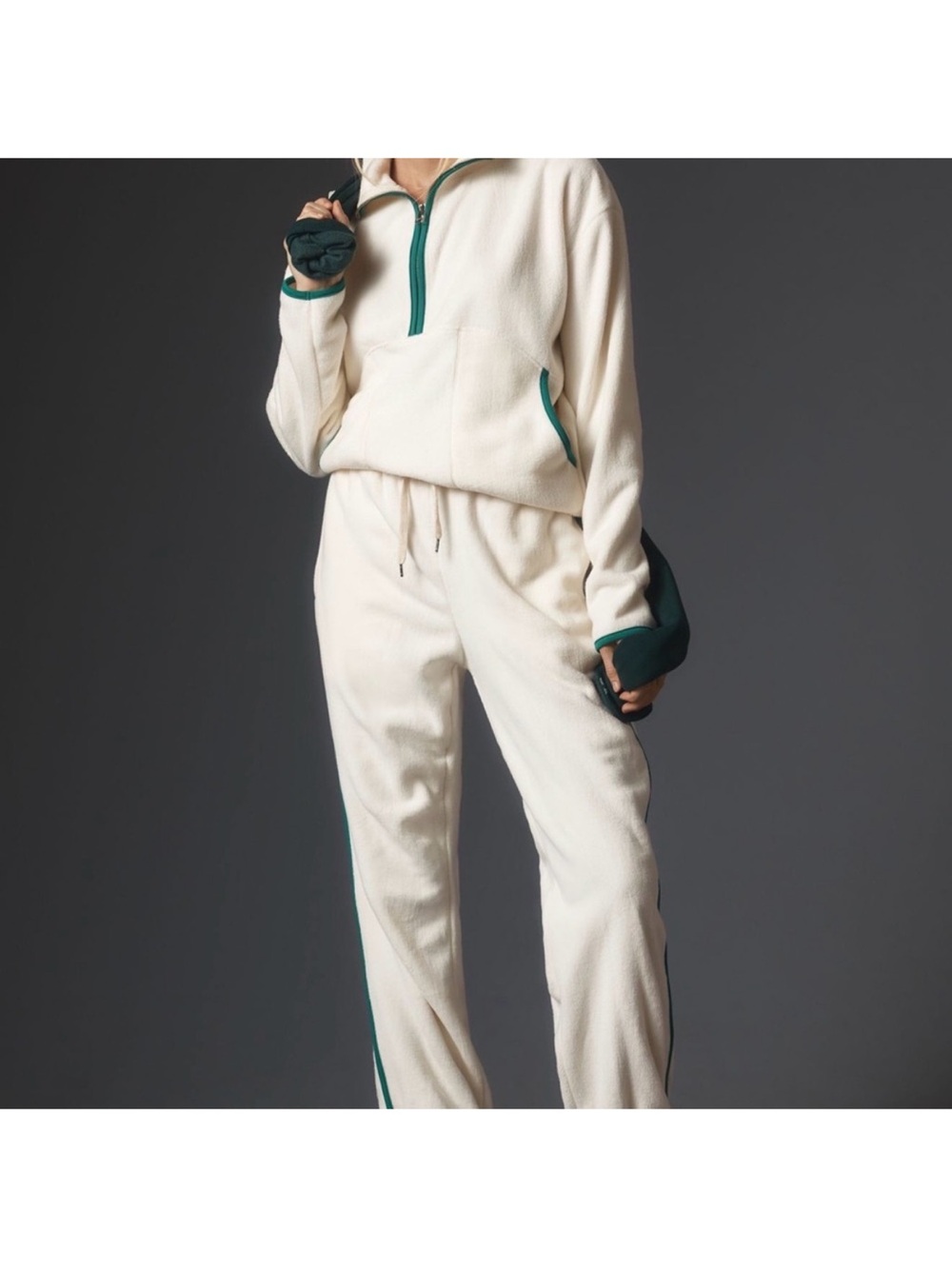 Sundry Cream Fleece Track Pants with Green Trim BNWOT